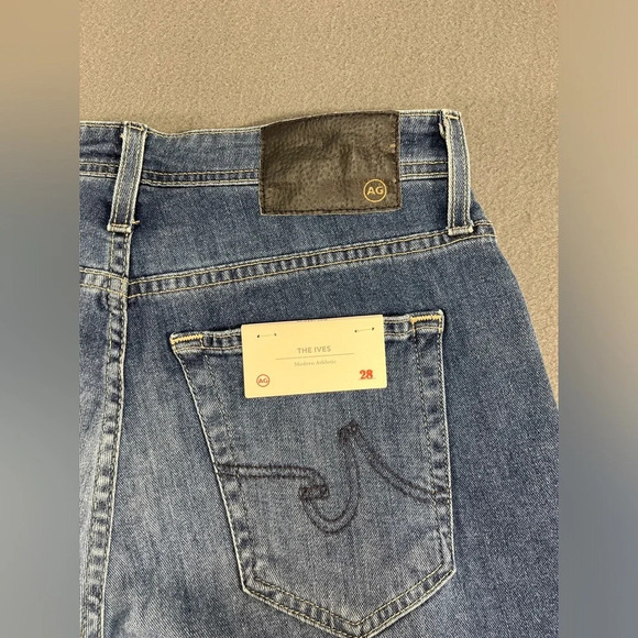 NEW AG The Ives Modern Athletic - Picture 3 of 11